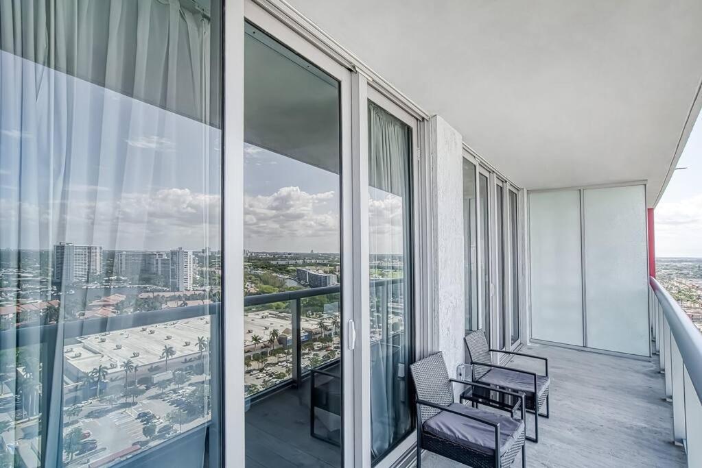 High-Floor Oceanview Apartment Hallandale Beach Esterno foto