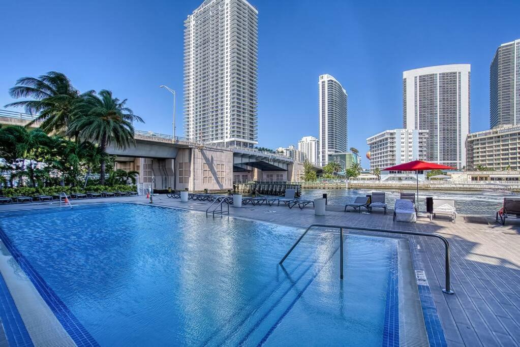 High-Floor Oceanview Apartment Hallandale Beach Esterno foto